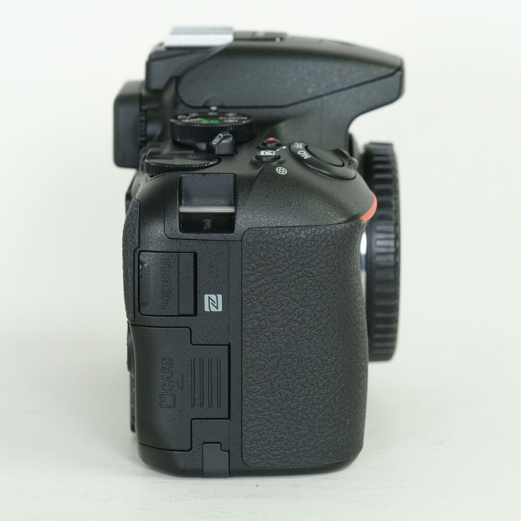 Nikon D5600