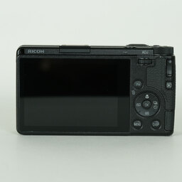 RICOH GR IV
