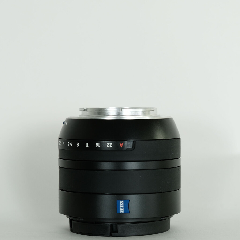 Carl Zeiss Touit 1.8/32 [フジフイルムX用]