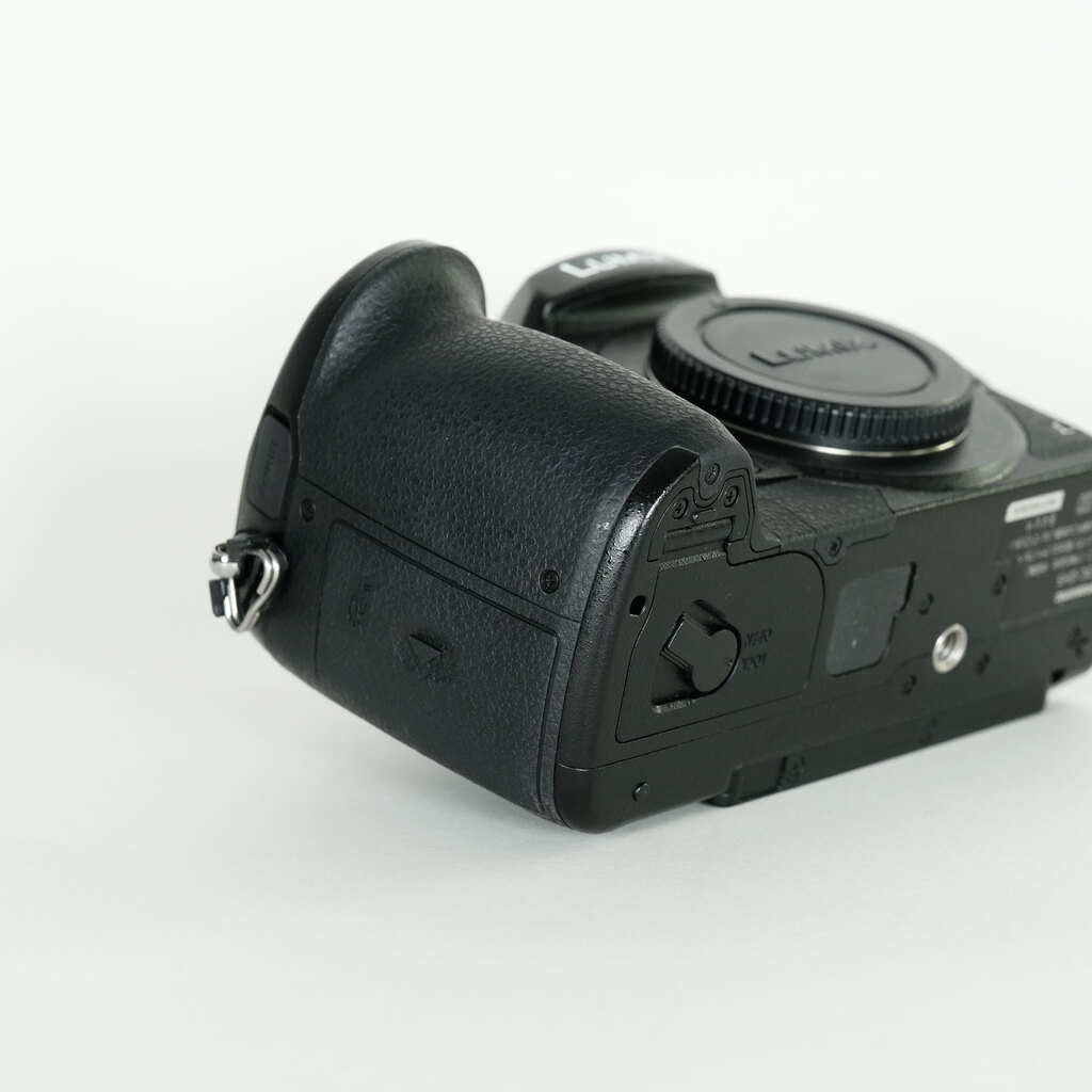 Panasonic LUMIX DC-GH5