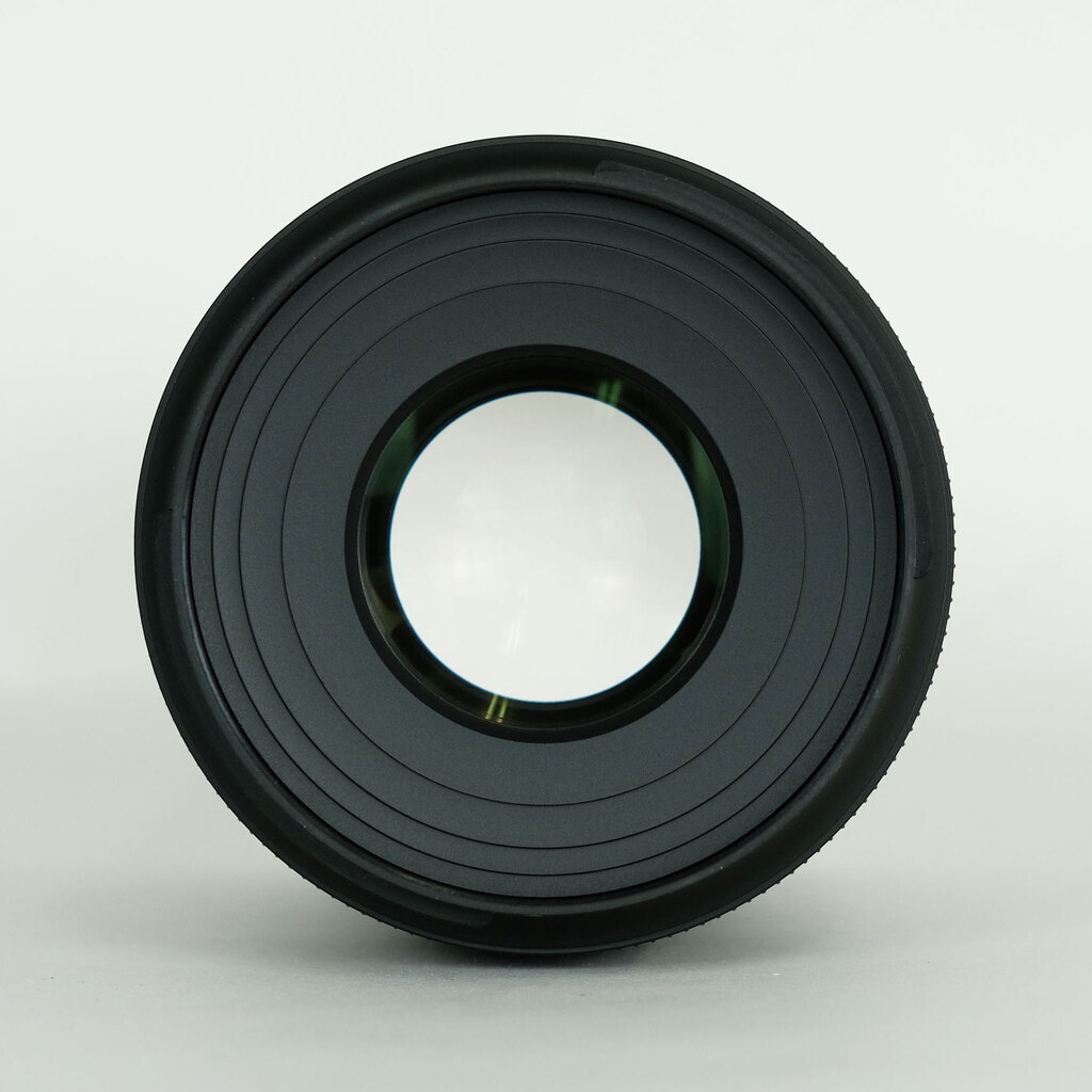 TAMRON 90mm F/2.8 Di III MACRO VXD [ソニーE用]