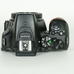 Nikon D5500
