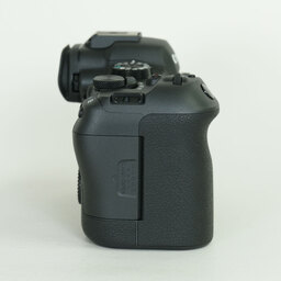 Canon EOS R6 Mark II Canon EOS R6 Mark II