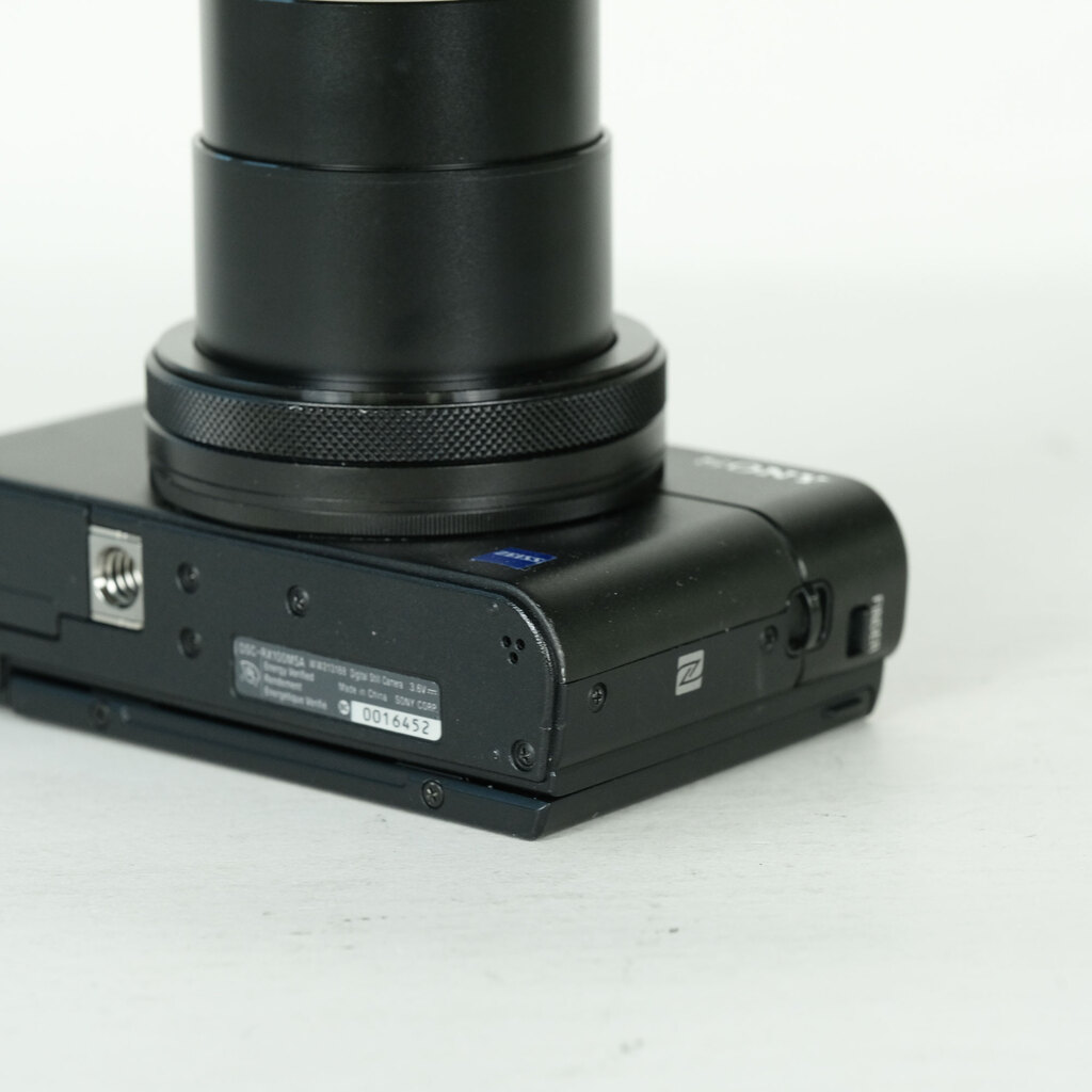 SONY Cyber-shot DSC-RX100M5Aの出品 | ONE SCENE（ワンシーン）