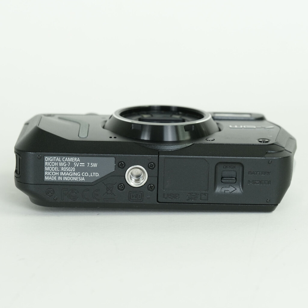 RICOH WG-7 ブラック