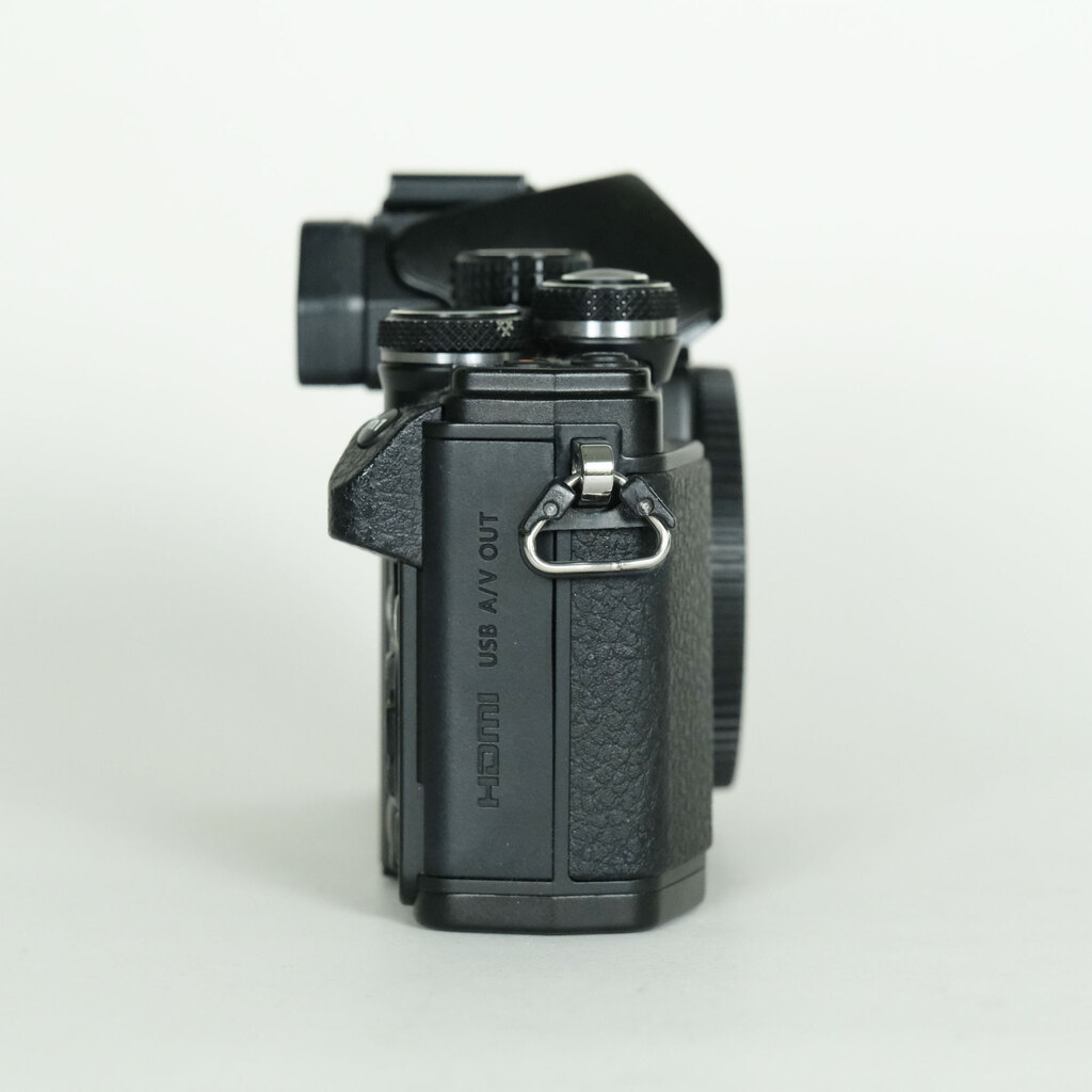 OLYMPUS OM-D E-M10 Mark II