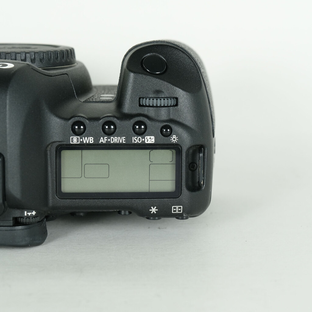 Canon EOS 5D MarkII ボディの出品 | ONE SCENE（ワンシーン）