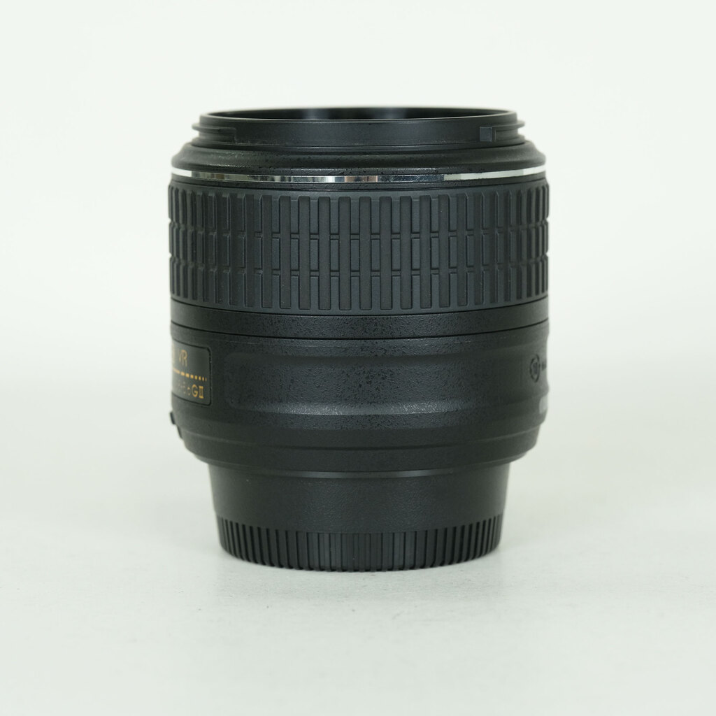 Nikon AF-S DX NIKKOR 18-55mm f3.5-5.6G VR II
