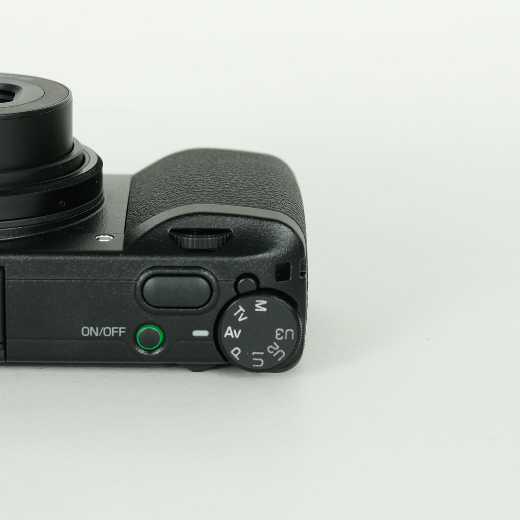 RICOH GR IIIx RICOH GR IIIx