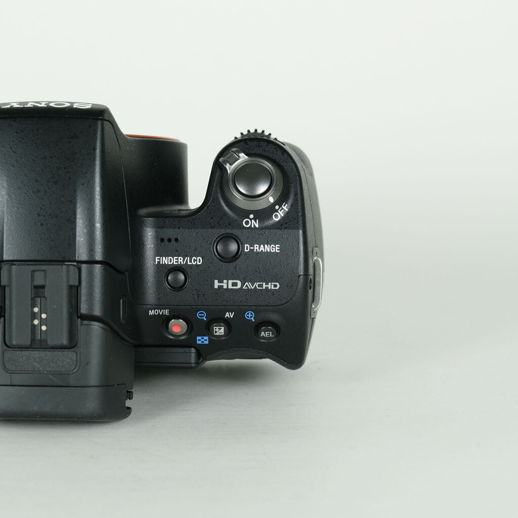 SONY α55（SLT-A55V）の出品 | ONE SCENE（ワンシーン）
