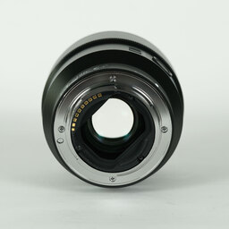 SONY FE 85mm F1.8 SEL85F18 SONY FE 85mm F1.8 SEL85F18