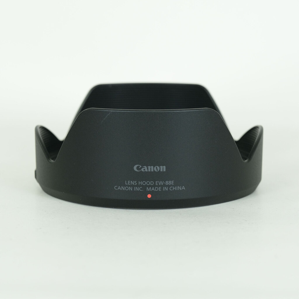 Canon RF24-70mm F2.8 L IS USM Canon RF24-70mm F2.8 L IS USM