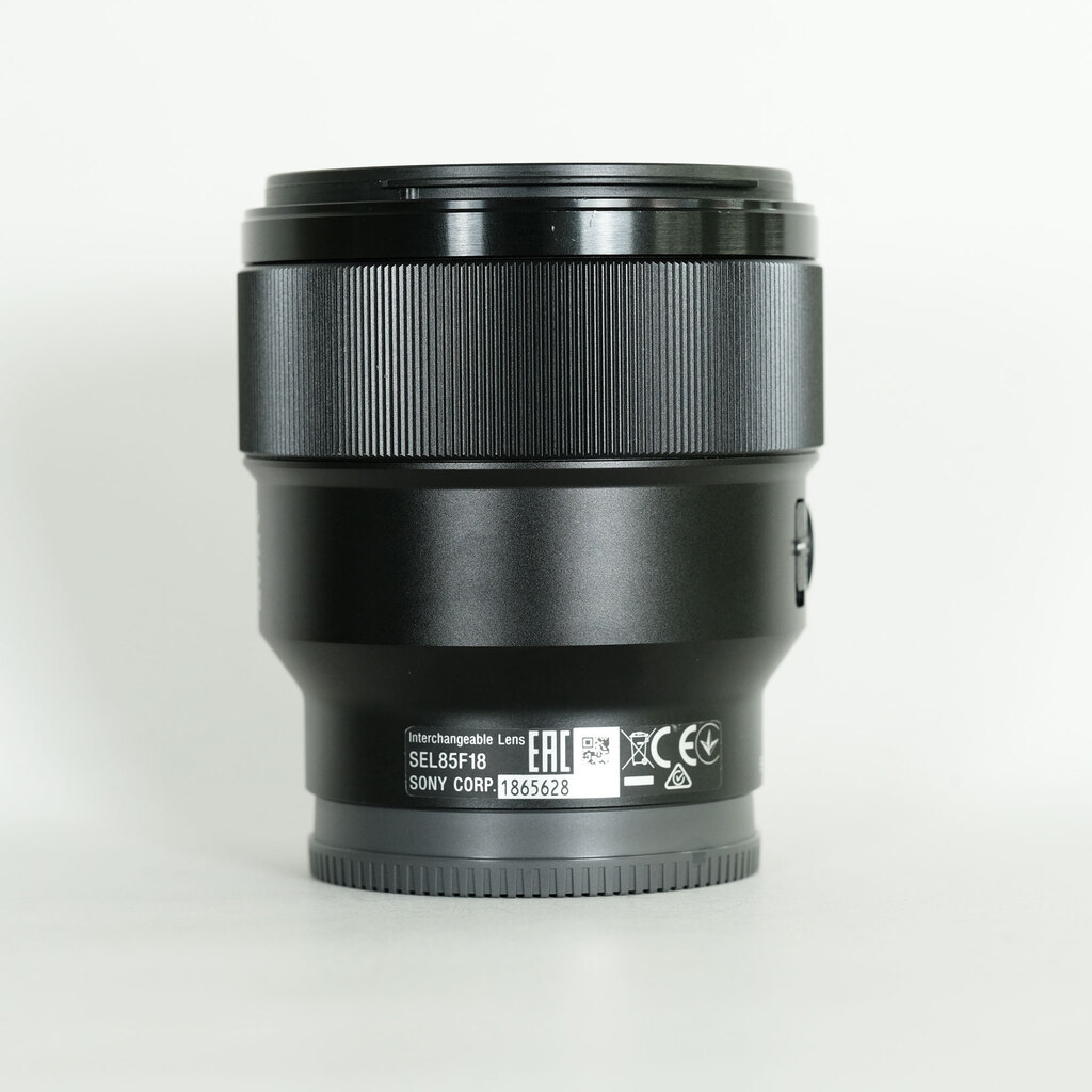 SONY FE 85mm F1.8 SEL85F18