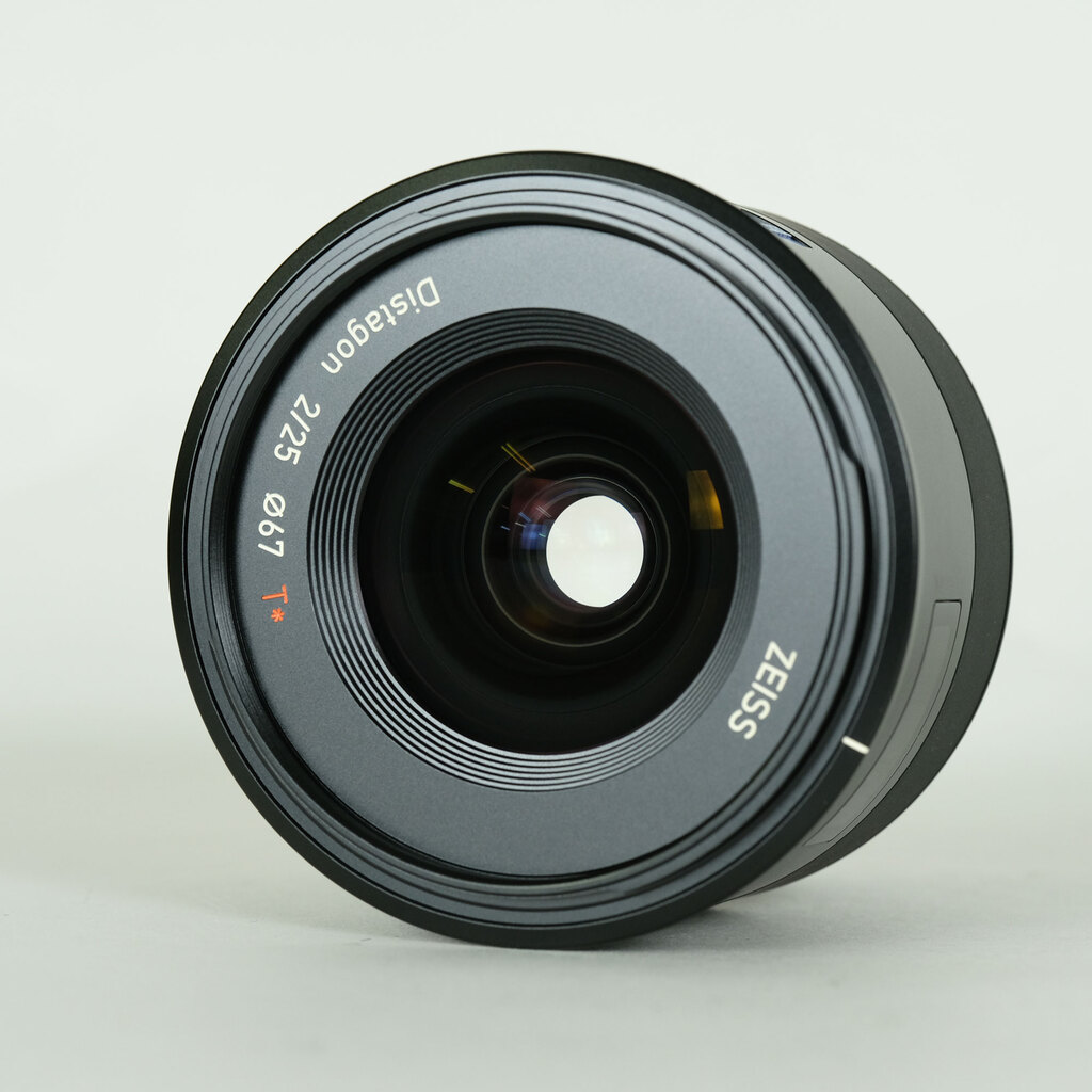 Carl Zeiss Batis 2/25 [ソニーE用]