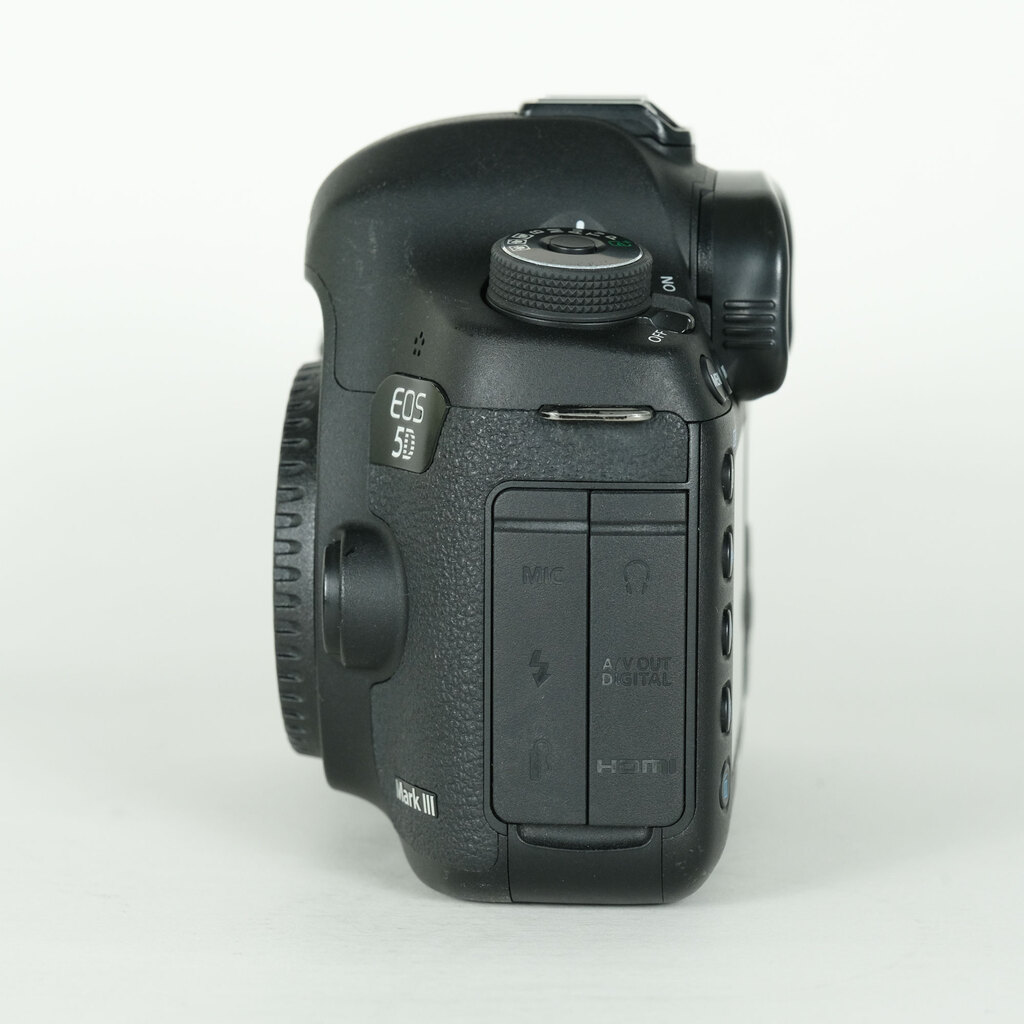 Canon EOS 5D Mark III
