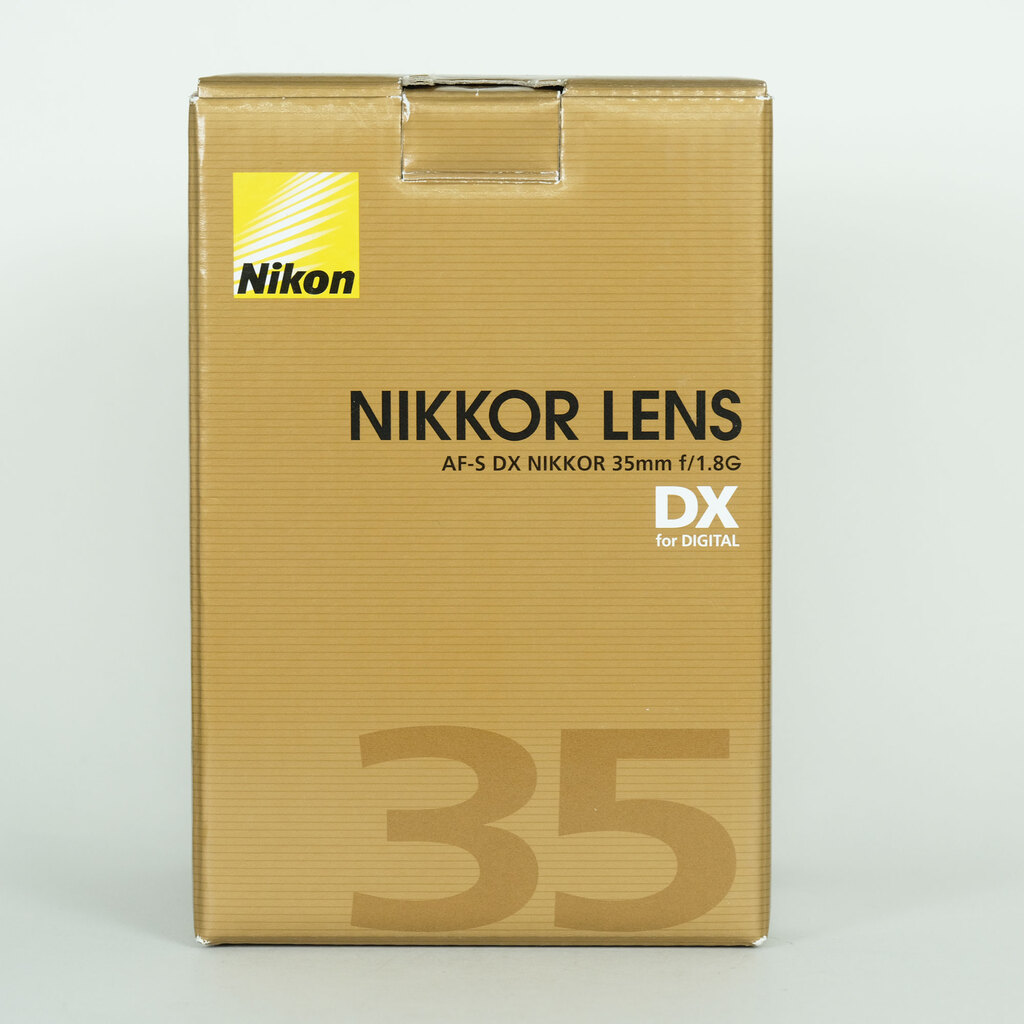 Nikon AF-S DX NIKKOR 35mm f/1.8G Nikon AF-S DX NIKKOR 35mm f/1.8G
