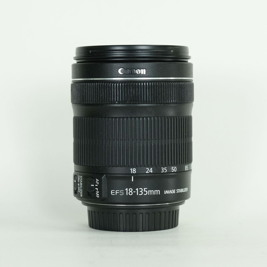 Canon EF-S18-135mm F3.5-5.6 IS STM