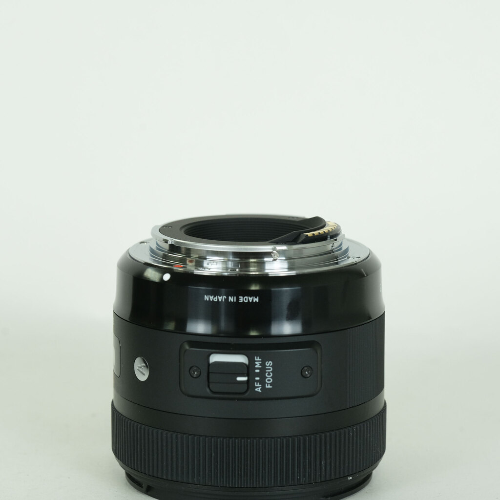 SIGMA 30mm F1.4 DC HSM | Art [キヤノン用]