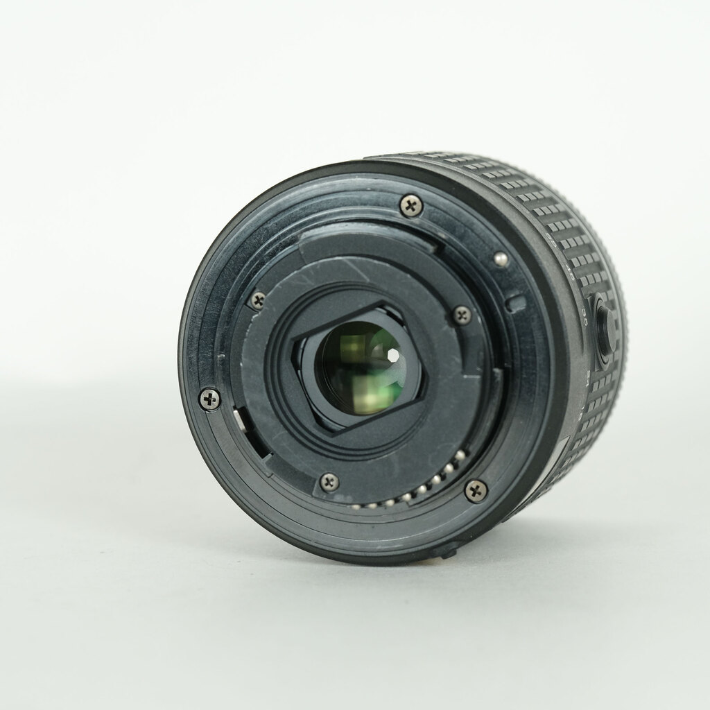 Nikon AF-P DX NIKKOR 18-55mm F3.5-5.6G VR