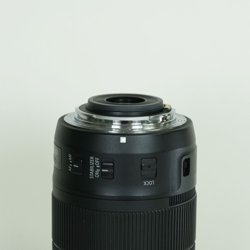 Canon EF-S18-135mm F3.5-5.6 IS USM