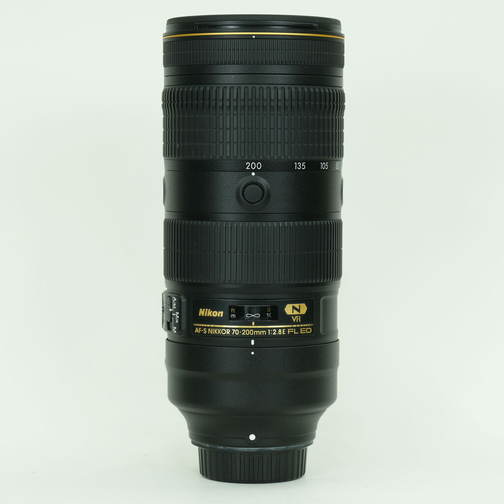 Nikon AF-S NIKKOR 70-200mm f/2.8E FL ED VR Nikon AF-S NIKKOR 70-200mm f/2.8E FL ED VR