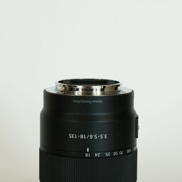 SONY E 18-135mm F3.5-5.6 OSS SEL18135