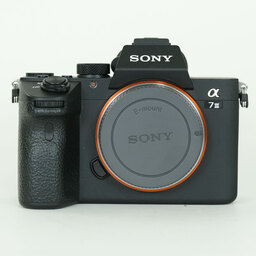 SONY α7 III(ILCE-7M3) SONY α7 III(ILCE-7M3)