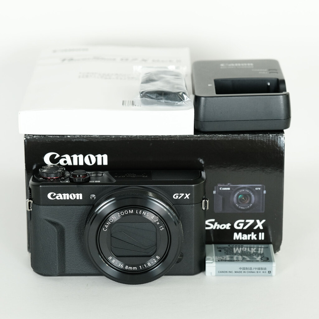 Canon PowerShot G7X Mark II