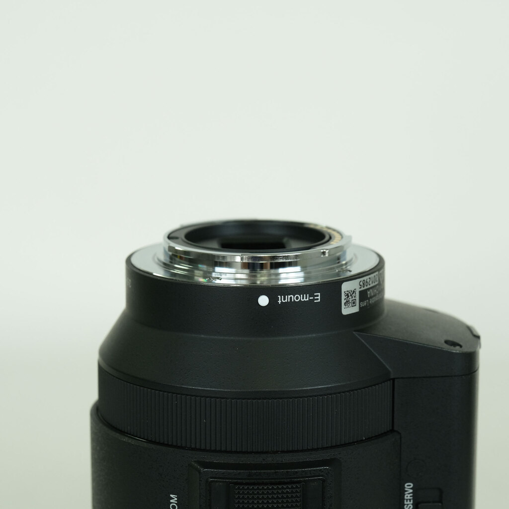 SONY E PZ 18-200mm F3.5-6.3 OSS SELP18200