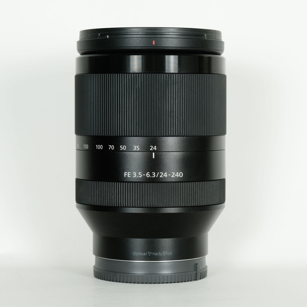 SONY FE 24-240mm F3.5-6.3 OSS SEL24240