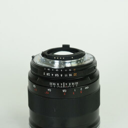 コシナ ツァイス Distagon T*2/25mm ZF.2 コシナ ツァイス Distagon T*2/25mm ZF.2