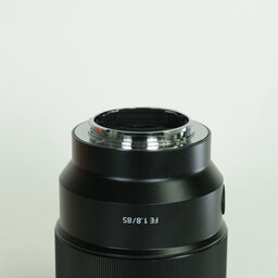 SONY FE 85mm F1.8 SEL85F18 SONY FE 85mm F1.8 SEL85F18