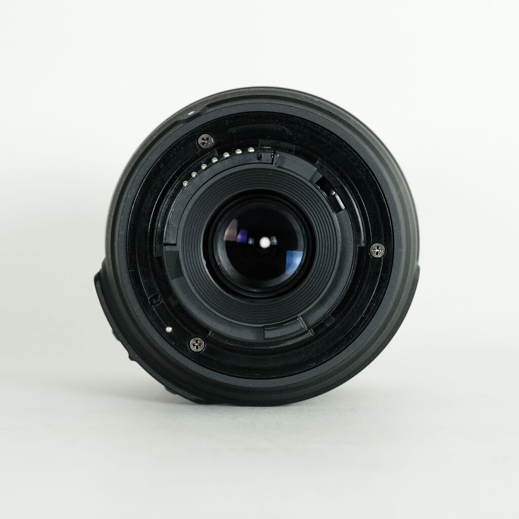 Nikon AF-S DX NIKKOR 18-55mm F3.5-5.6 G VR