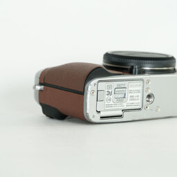 FUJIFILM X-E3 ボディ ブラウン