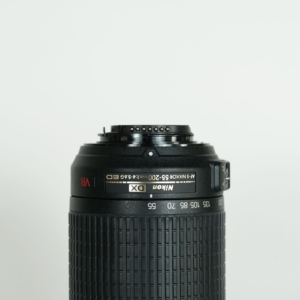 Nikon AF-S DX VR Zoom-Nikkor 55-200mm F4-5.6G IF-ED