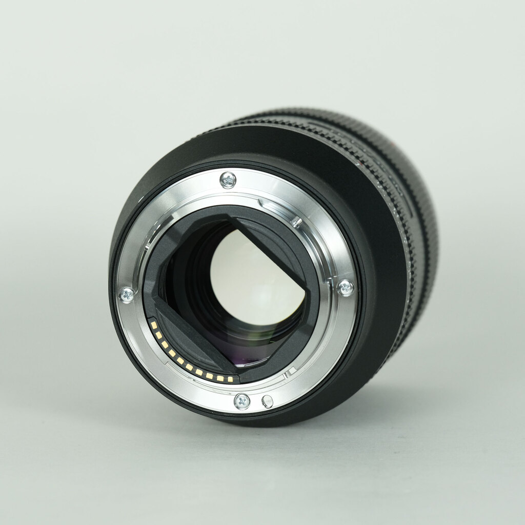 SONY FE 35mm F1.4 GM SEL35F14GMの出品 | ONE SCENE（ワンシーン）