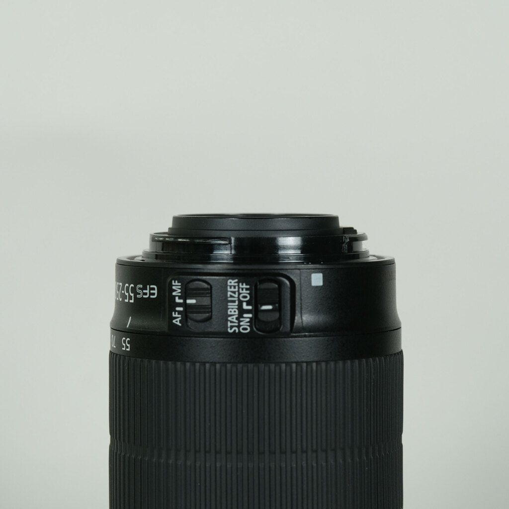 Canon EF-S55-250mm F4-5.6 IS STMの出品 | ONE SCENE（ワンシーン）