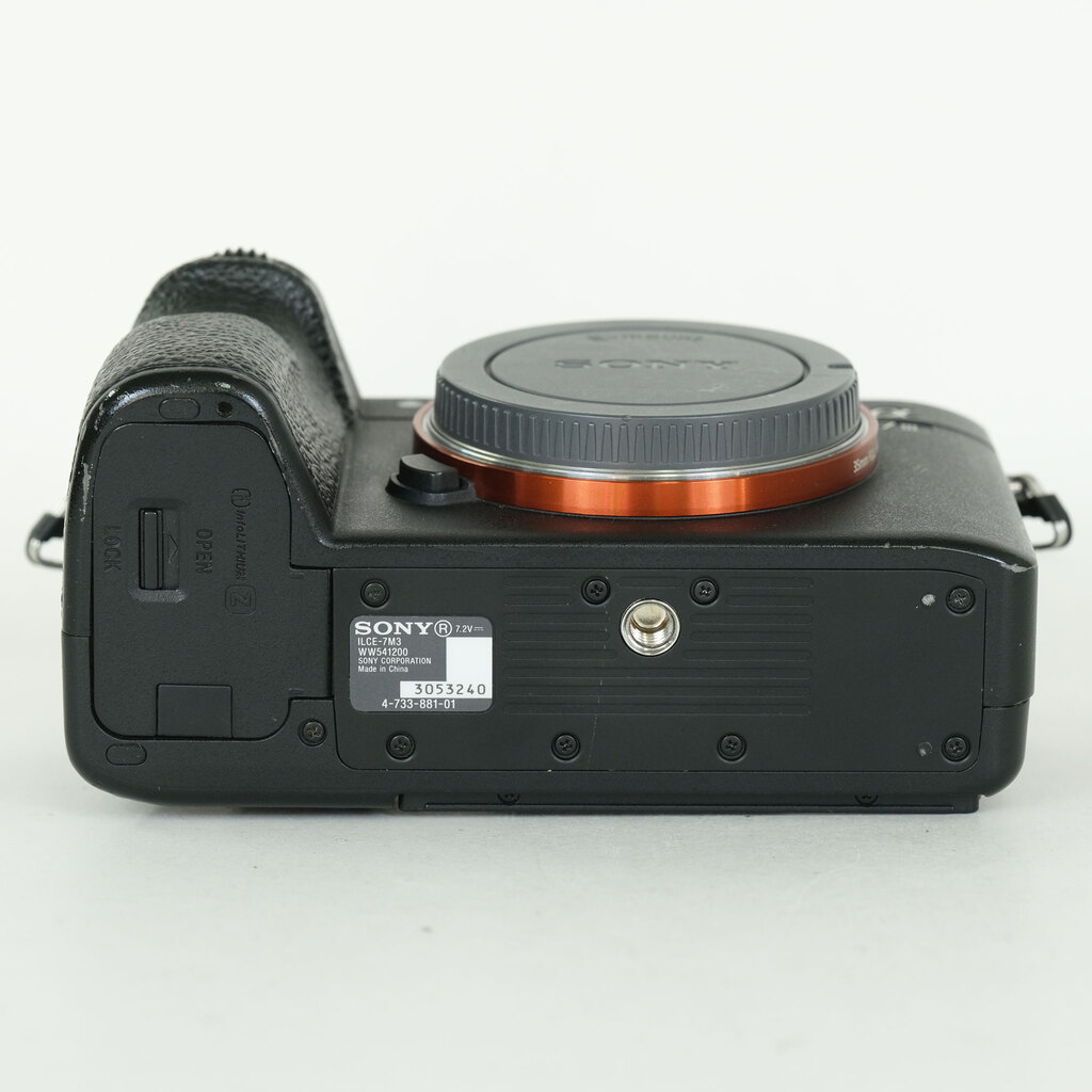 SONY α7 III(ILCE-7M3) SONY α7 III(ILCE-7M3)