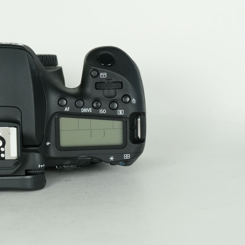 Canon EOS 90D