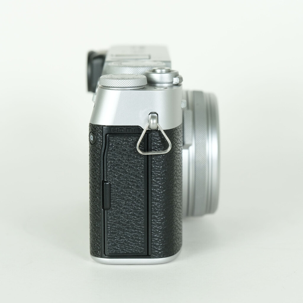 FUJIFILM X100V シルバー