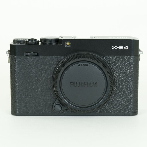 FUJIFILM X-E4
