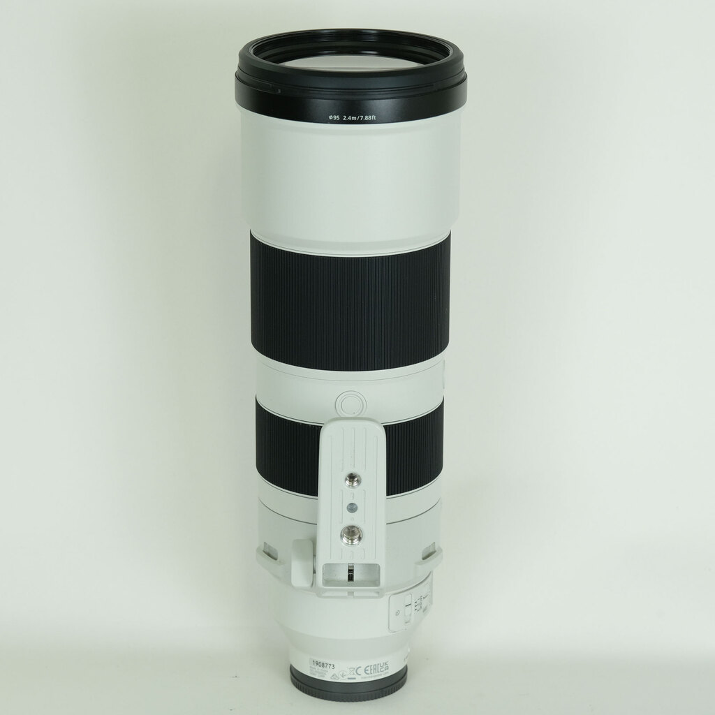 SONY FE 200-600mm F5.6-6.3 G OSS SEL200600G