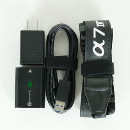 SONY α7 IV(ILCE-7M4) SONY α7 IV(ILCE-7M4)