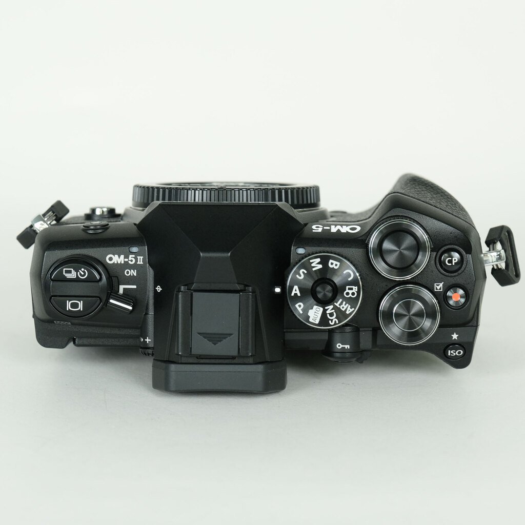 OM SYSTEM OM-5 Mark II ブラック ボディのみ OM SYSTEM OM-5 Mark II ボディ ブラックの出品 | ONE SCENE（ワンシーン）
