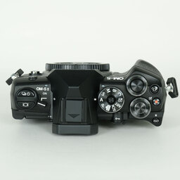 OM SYSTEM OM-5 Mark II ボディ ブラック