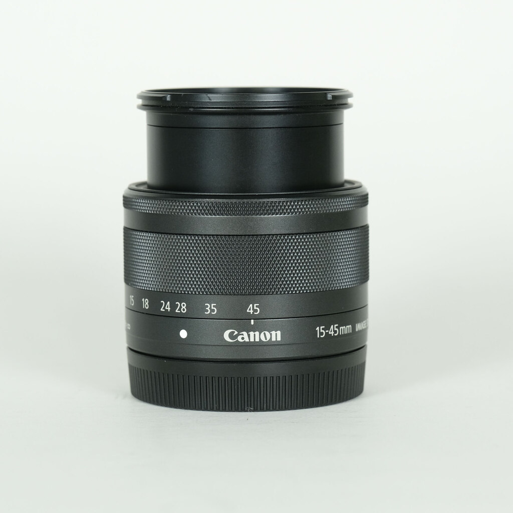 Canon EF-M15-45mm F3.5-6.3 IS STMの出品 | ONE SCENE（ワンシーン）