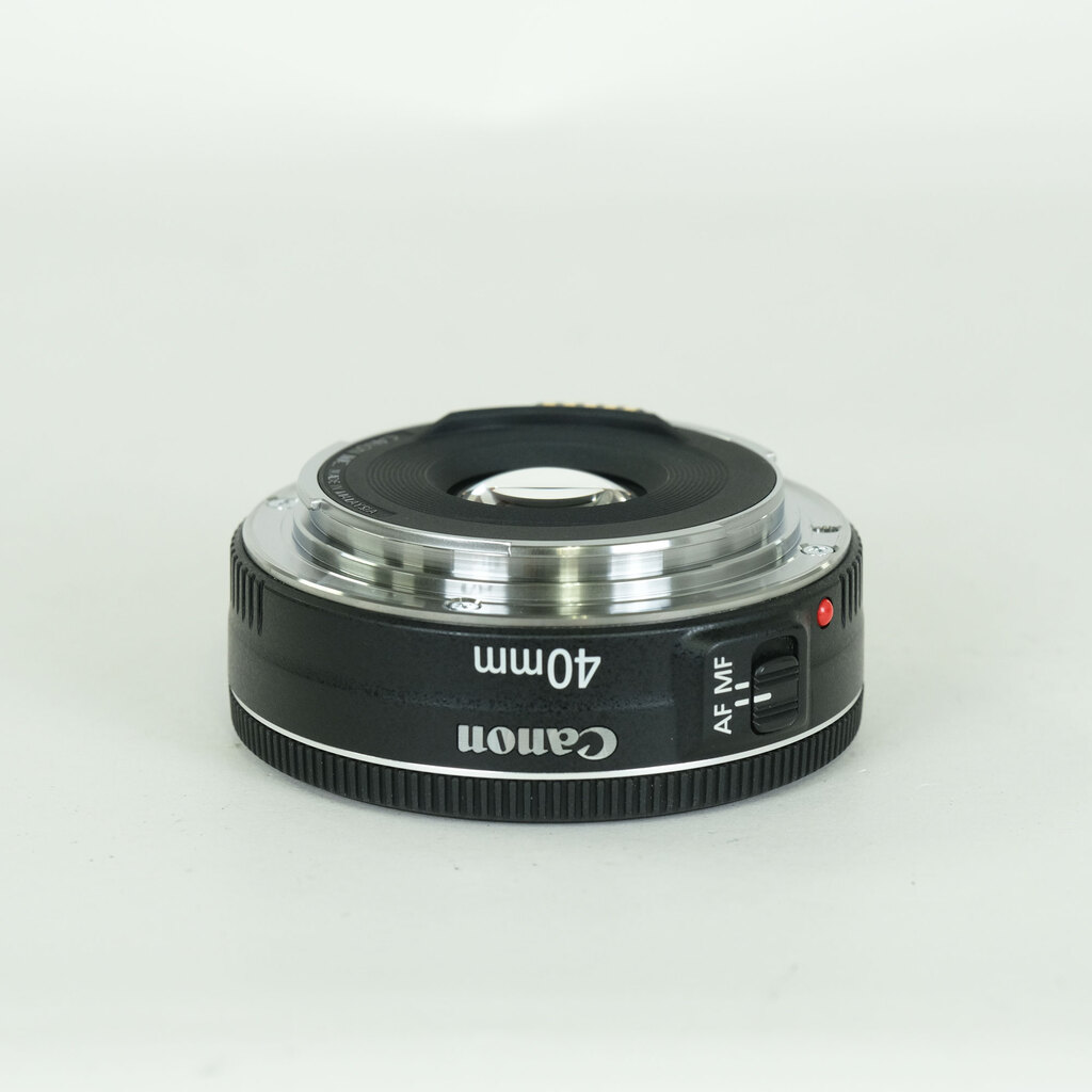 Canon EF40mm F2.8 STM
