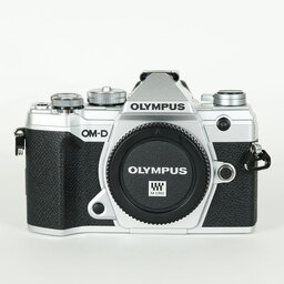 OLYMPUS OM-D E-M5 Mark III