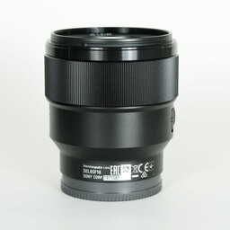 SONY FE 85mm F1.8 SEL85F18