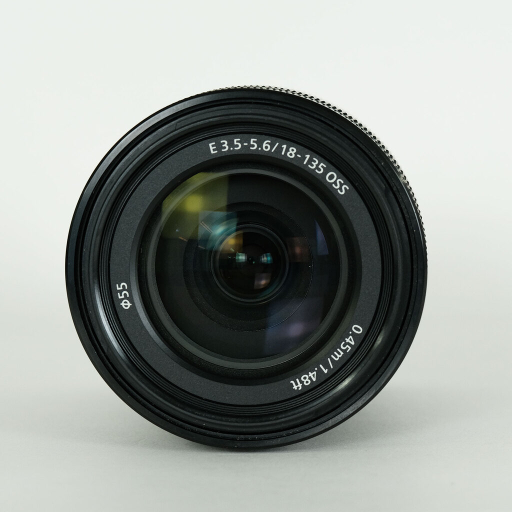 SONY E 18-135mm F3.5-5.6 OSS SEL18135